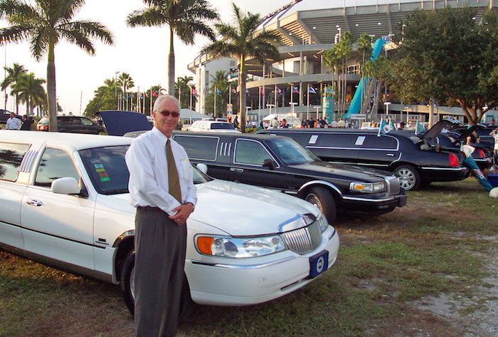 Pearls From The Back Seat, Confessions Of An Immigrant Cab Driver