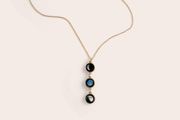 Nature-Inspired Accessories a Fresh Summer Fashion Statement